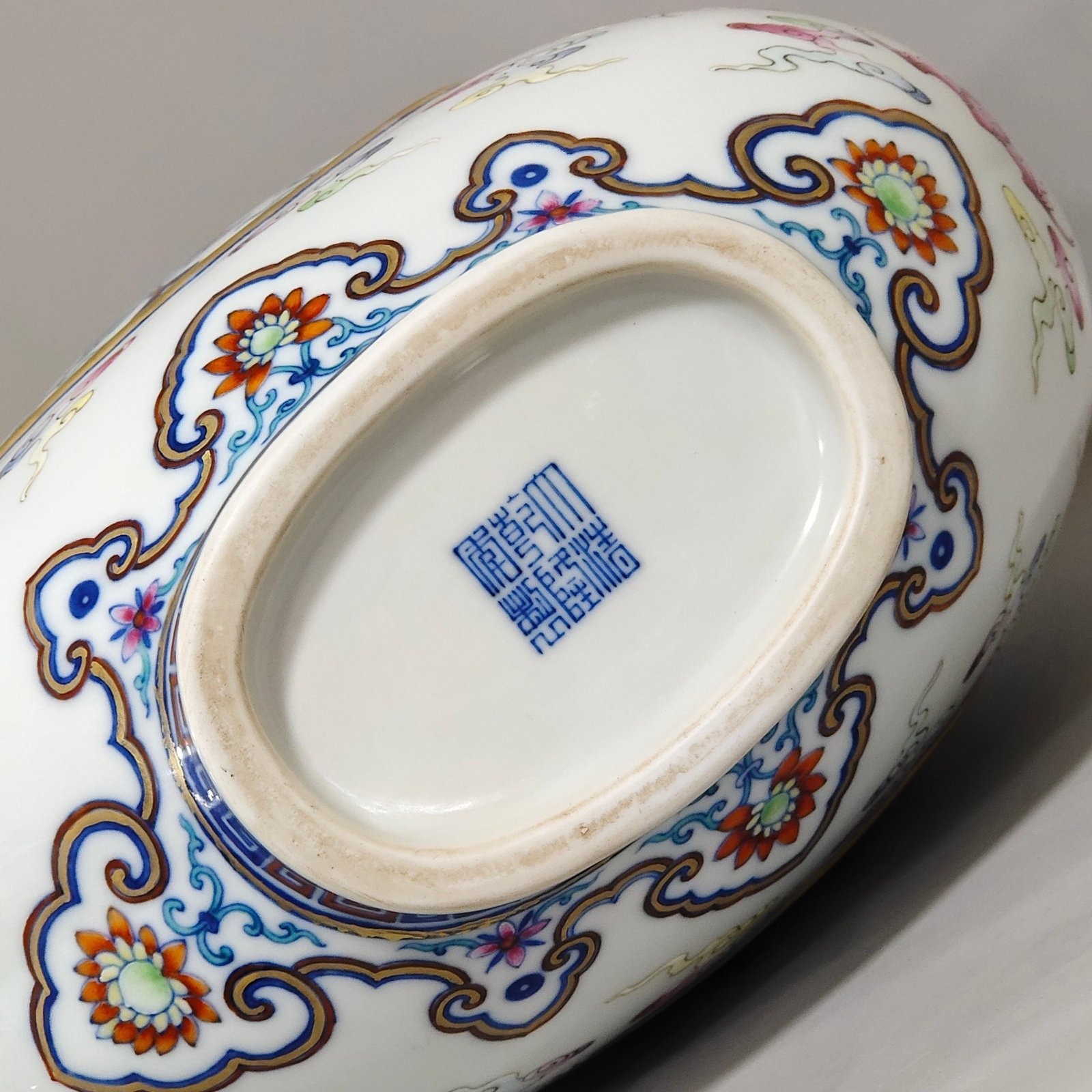 Qing Dynasty Qianlong doucai vase
