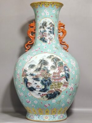 Qing Dynasty Qianlong A large turquoise green landscape amphora