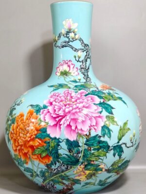 Qing Dynasty Qianlong turquoise green peony flower celestial vase