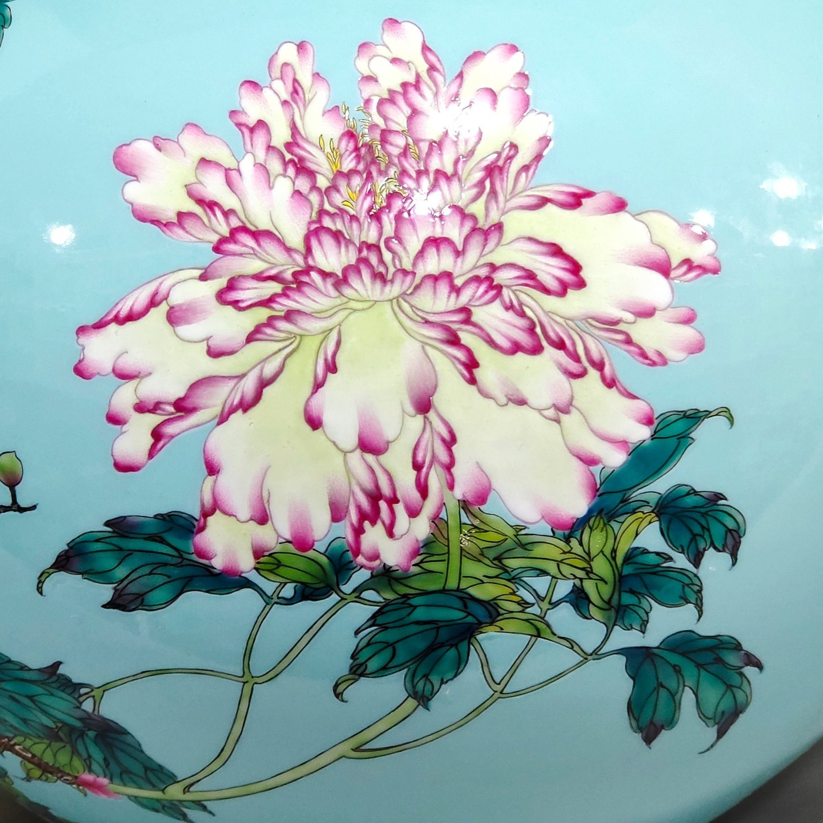 Qing Dynasty Qianlong turquoise green peony flower celestial vase