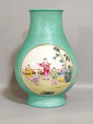 Qing Dynasty Qianlong turquoise green carved window vase