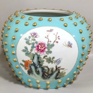 Qing Dynasty Qianlong turquoise green drum nail window with floral wash