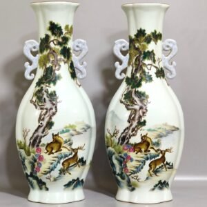 Qing Dynasty Qianlong Song Deer Amphora