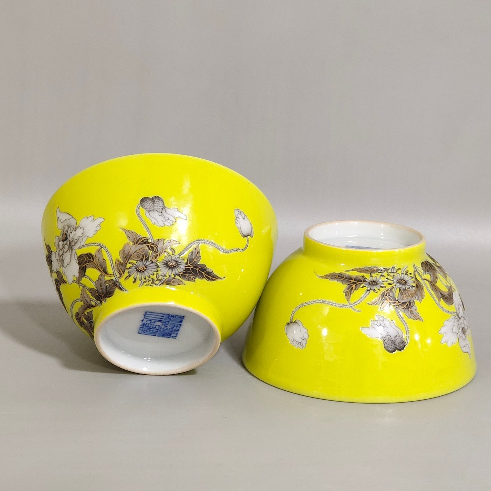 Qing Dynasty Qianlong lemon yellow glaze ink and gold poppy cup