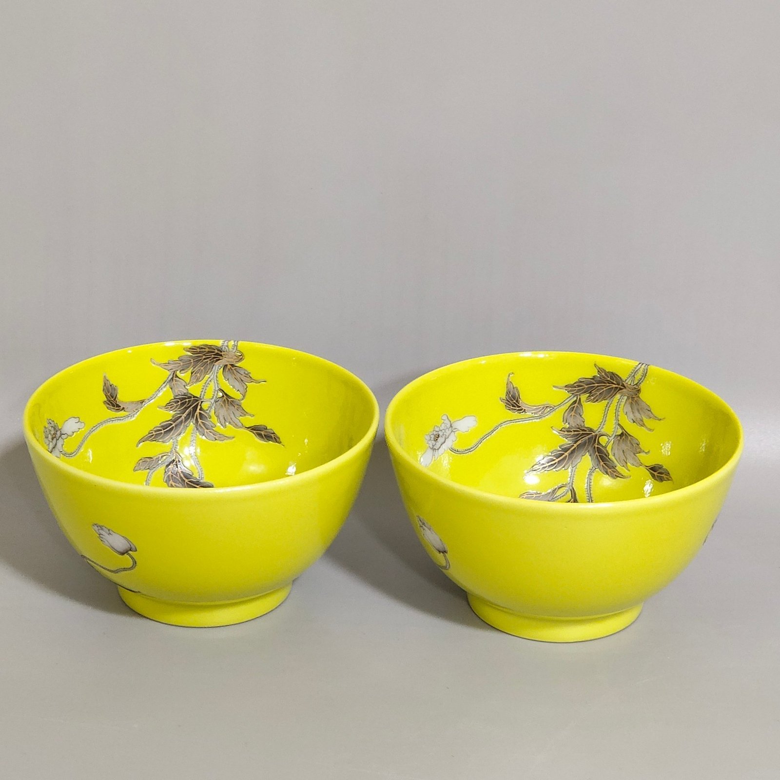 Qing Dynasty Qianlong lemon yellow glaze ink and gold poppy cup