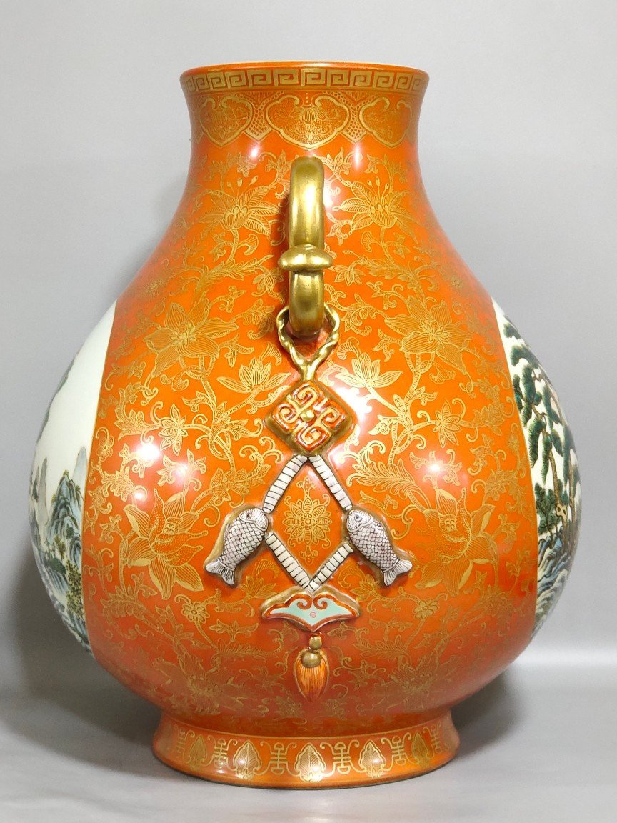 Qing Dynasty Qianlong a pair of coral-red and gold-painted window