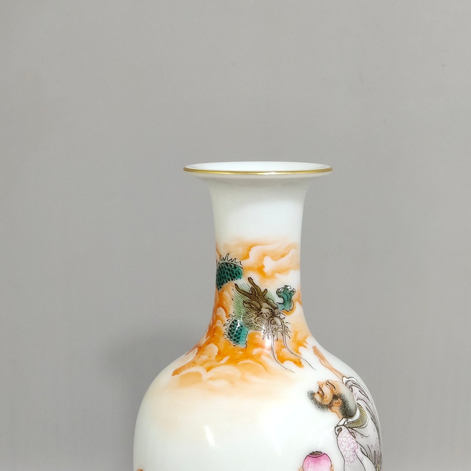 Qing Dynasty Qianlong enamel vase with poems written by Eighteen Arhats