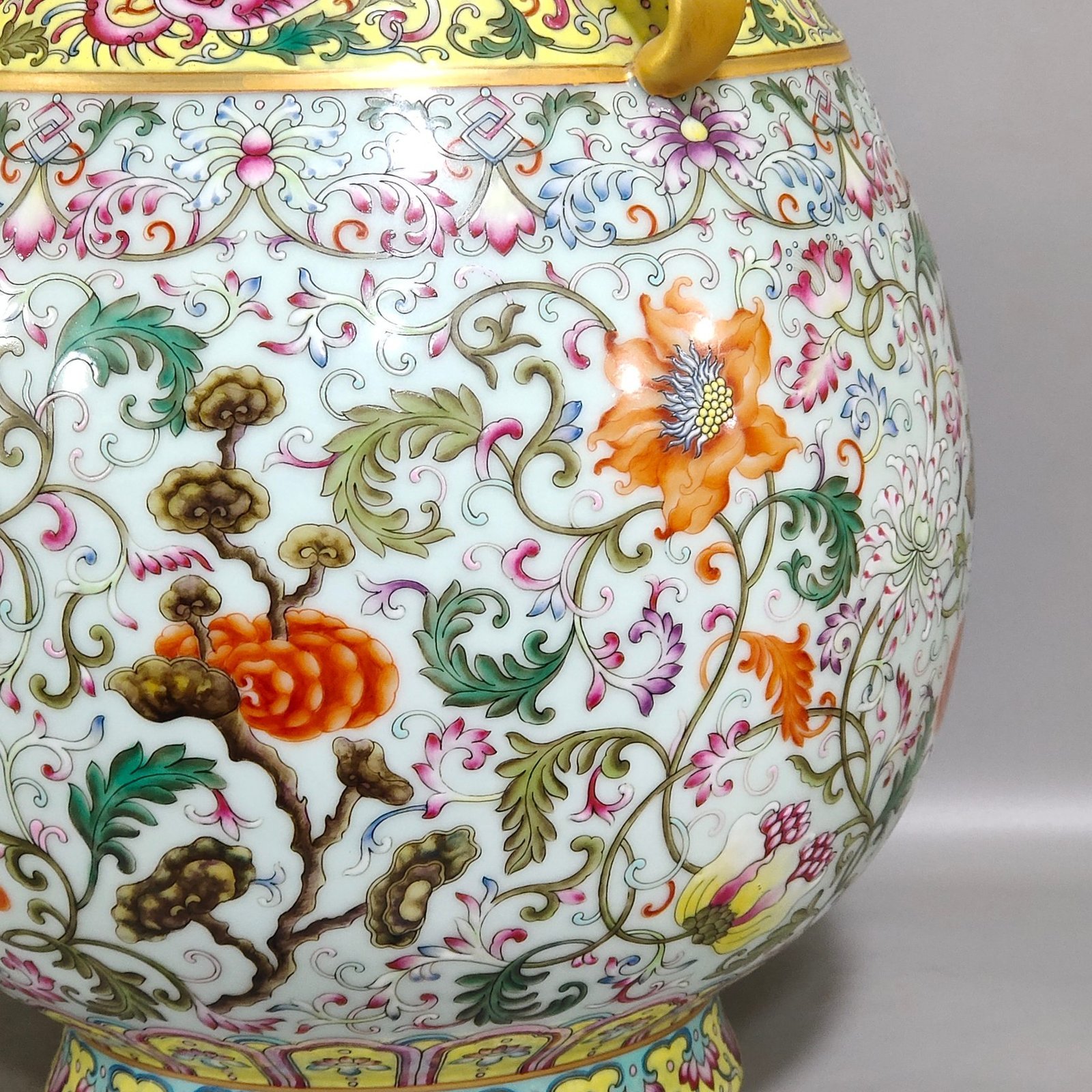 Qing Dynasty Qianlong Longevity and Longevity Elephant Ear Zun