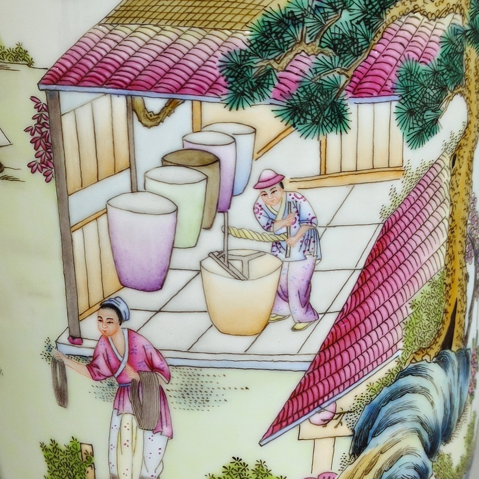 Qing Dynasty Qianlong Fendi farmhouse stick bottle