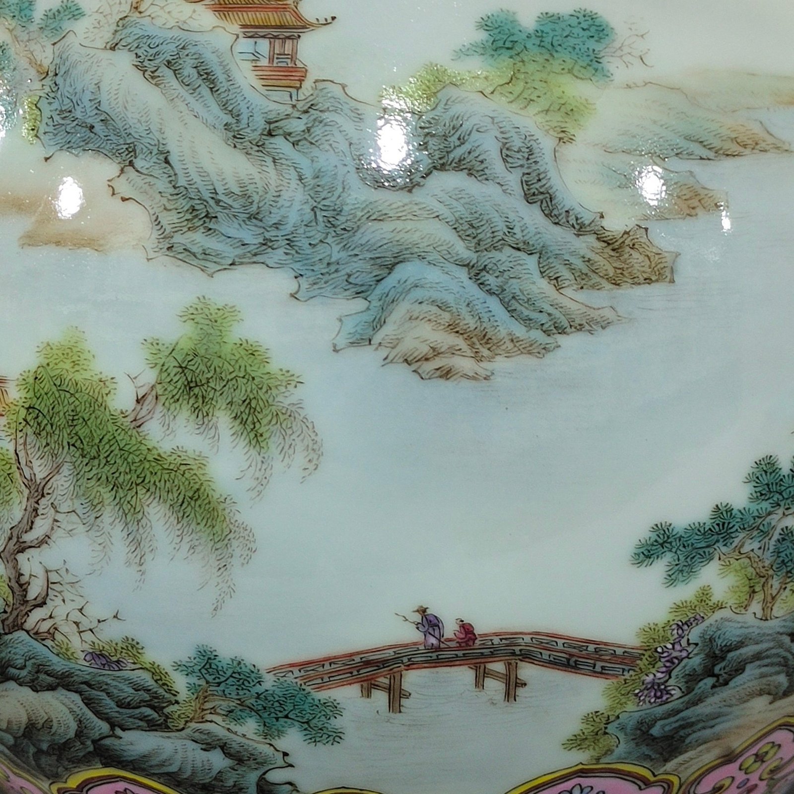 Qing Dynasty Qianlong Fendi landscape attic double-eared statue