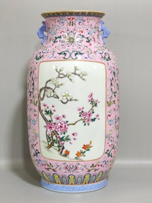 Qing Dynasty Qianlong pink window flower amphora