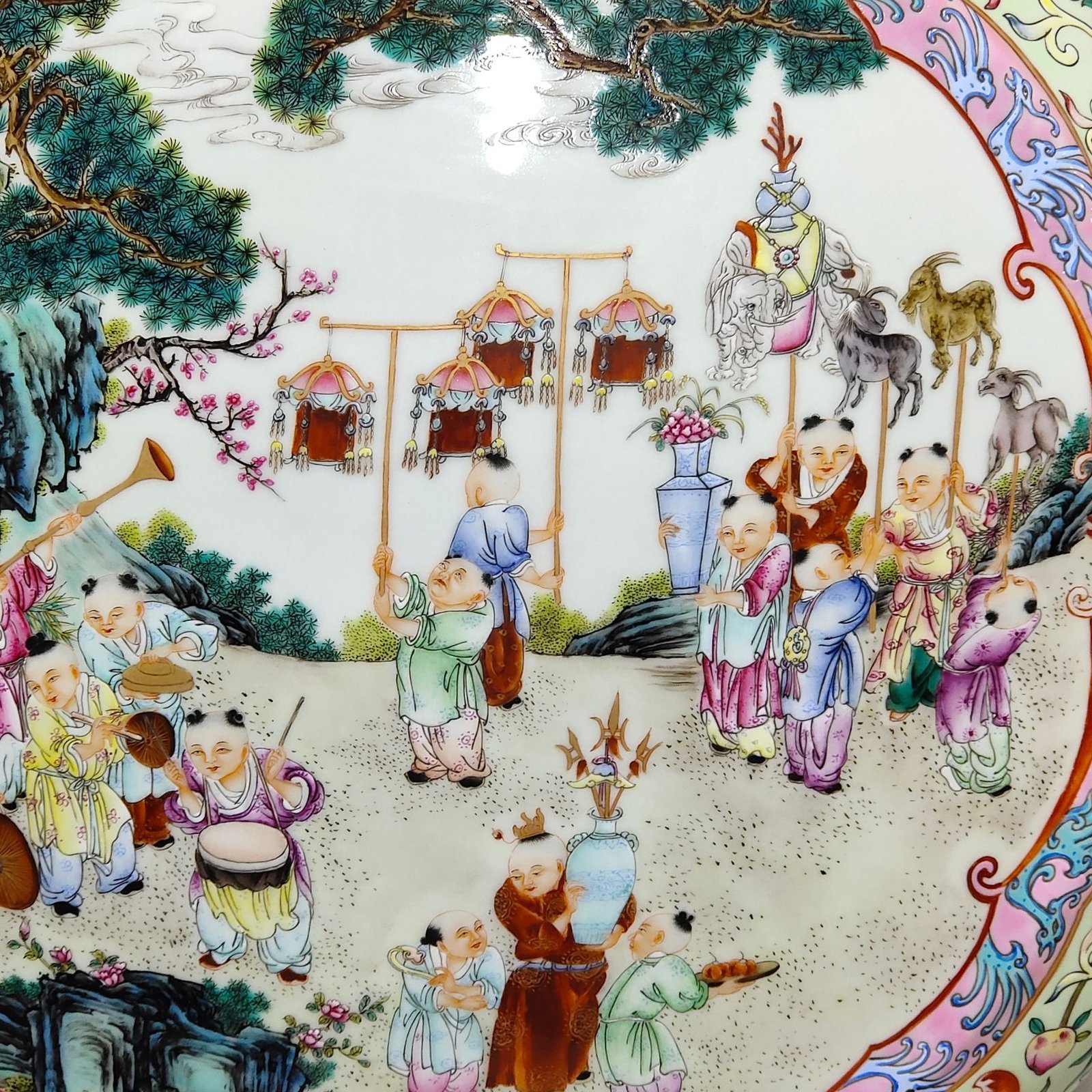 Qing Dynasty Qianlong Greenland Fushou Longevity Large Flat Vase