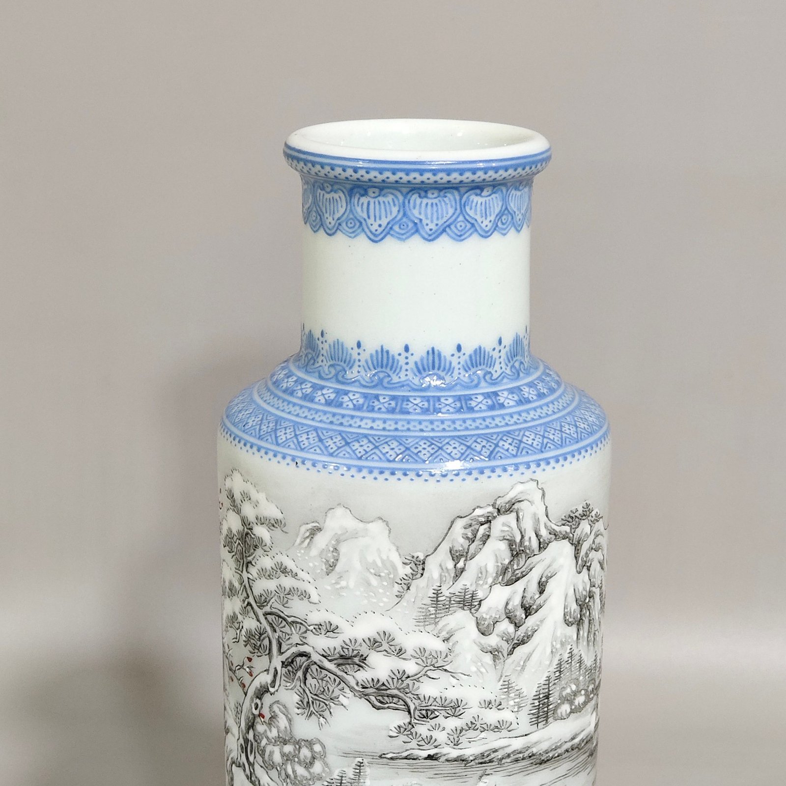 Qing Dynasty Qianlong green ink color snow scene picture poem firecracker bottle
