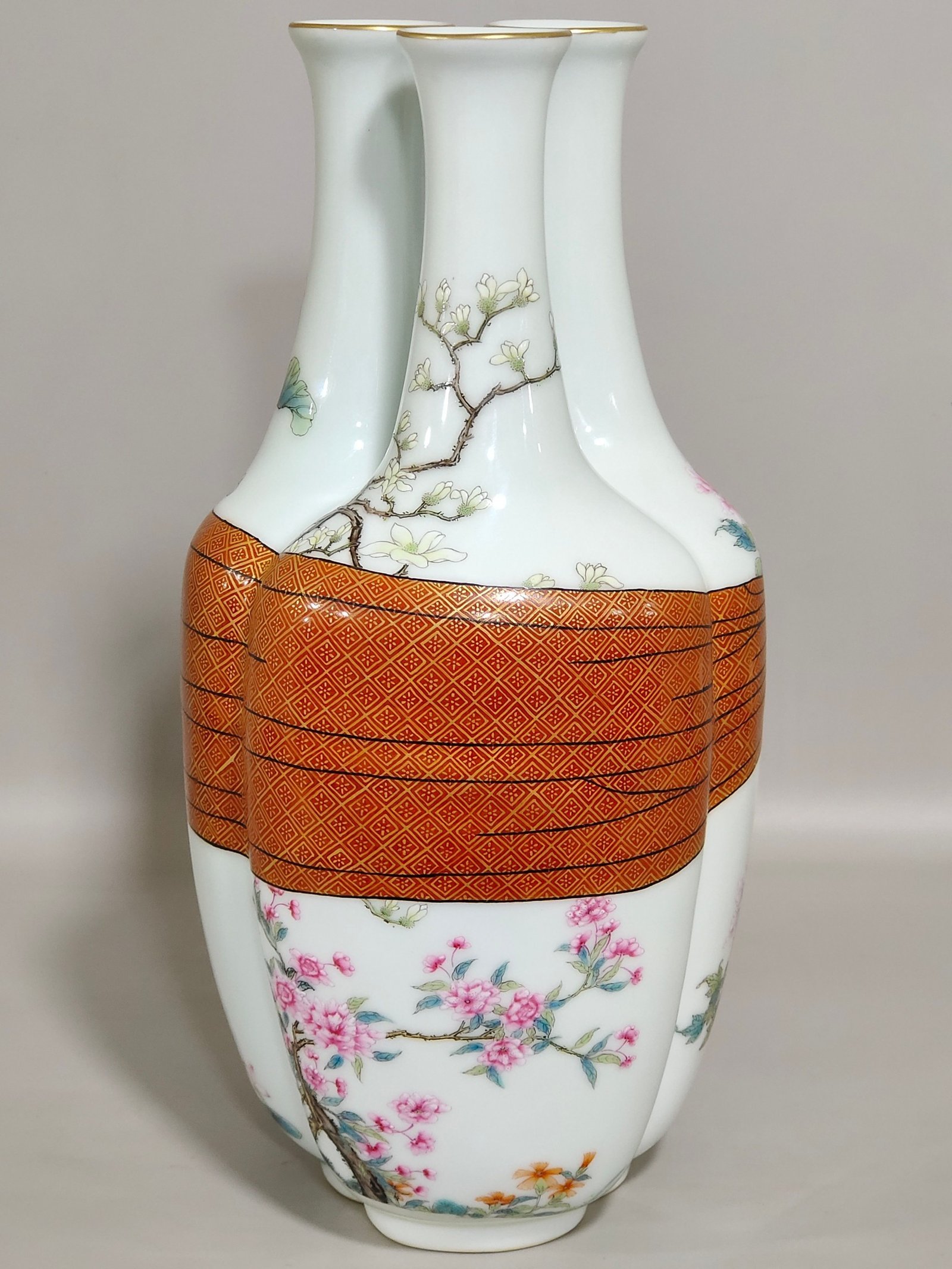 Qing Dynasty Qianlong flower vase with three tubes