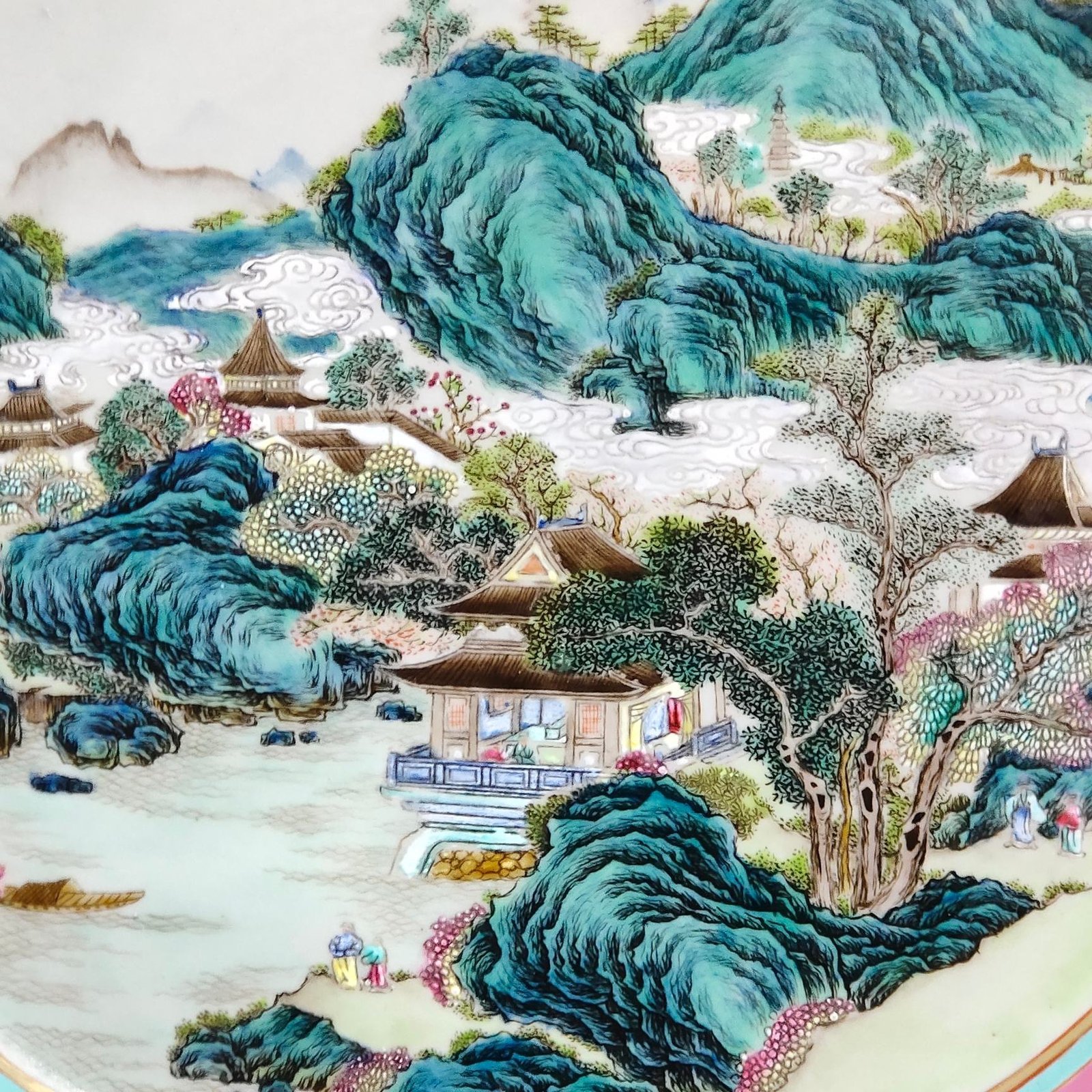 Qing Dynasty Qianlong Dielianhua landscape basin