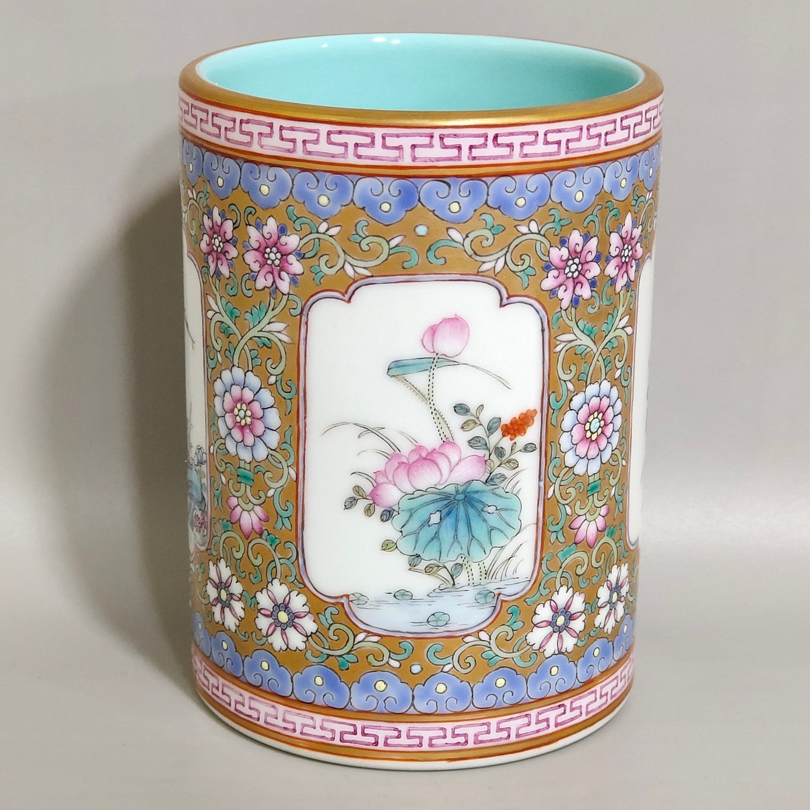 Qing Dynasty Qianlong a windowed four-season flower brush holder