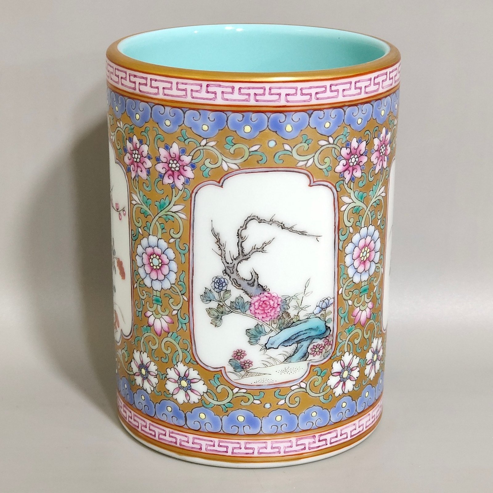 Qing Dynasty Qianlong a windowed four-season flower brush holder
