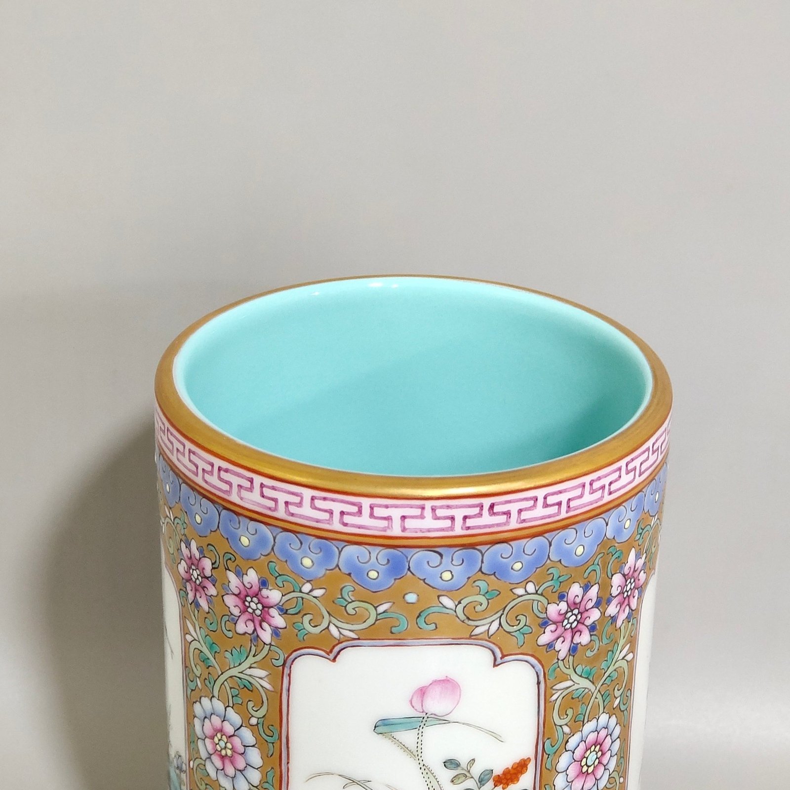 Qing Dynasty Qianlong a windowed four-season flower brush holder
