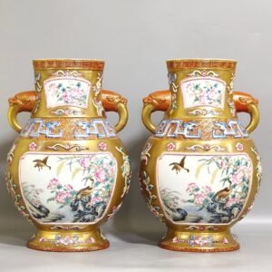 Qing Dynasty Qianlong a gold-plated windowed quail reed wild goose and elephant ear vase