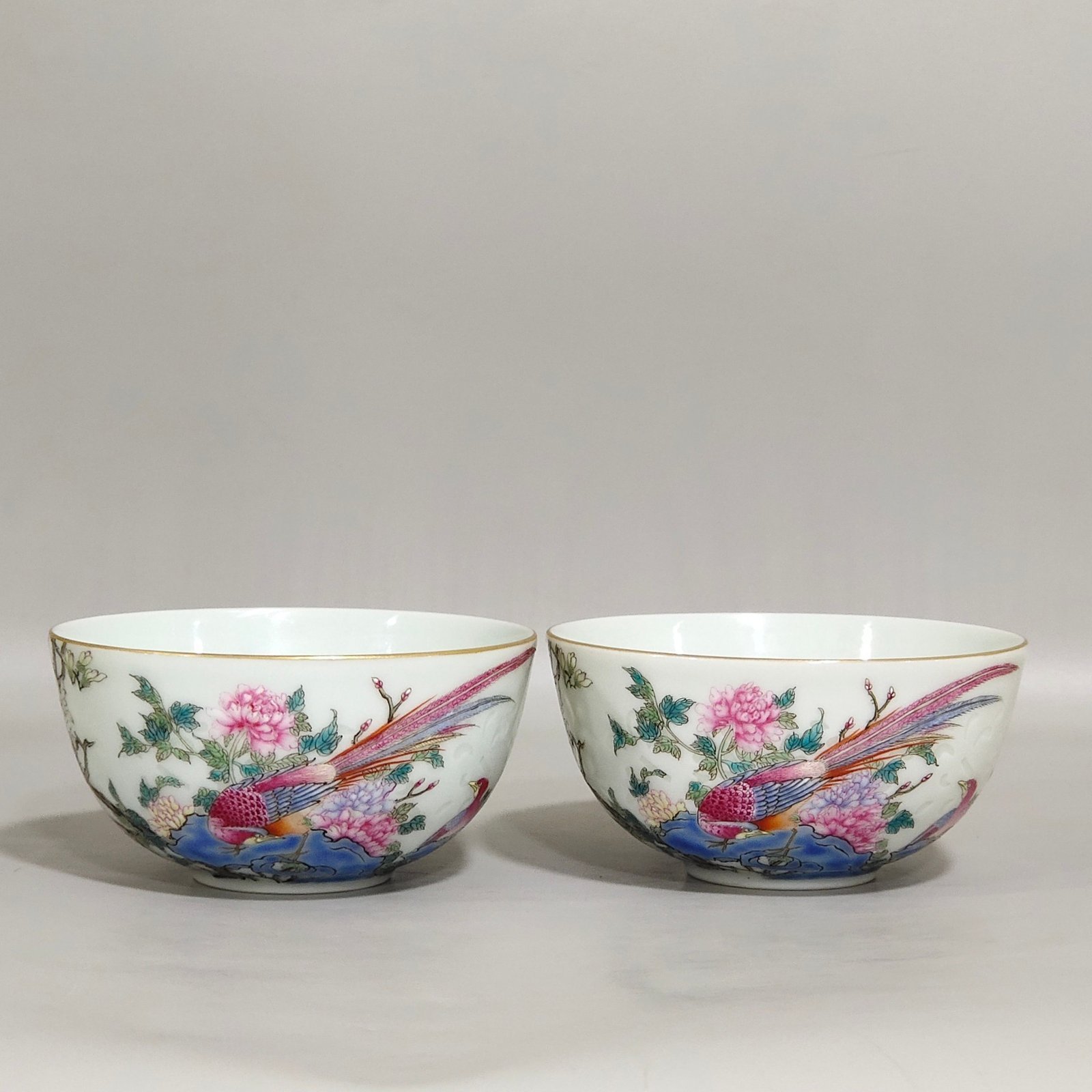 Qing Dynasty Qianlong icing on the cake exquisite poem inscribed cup