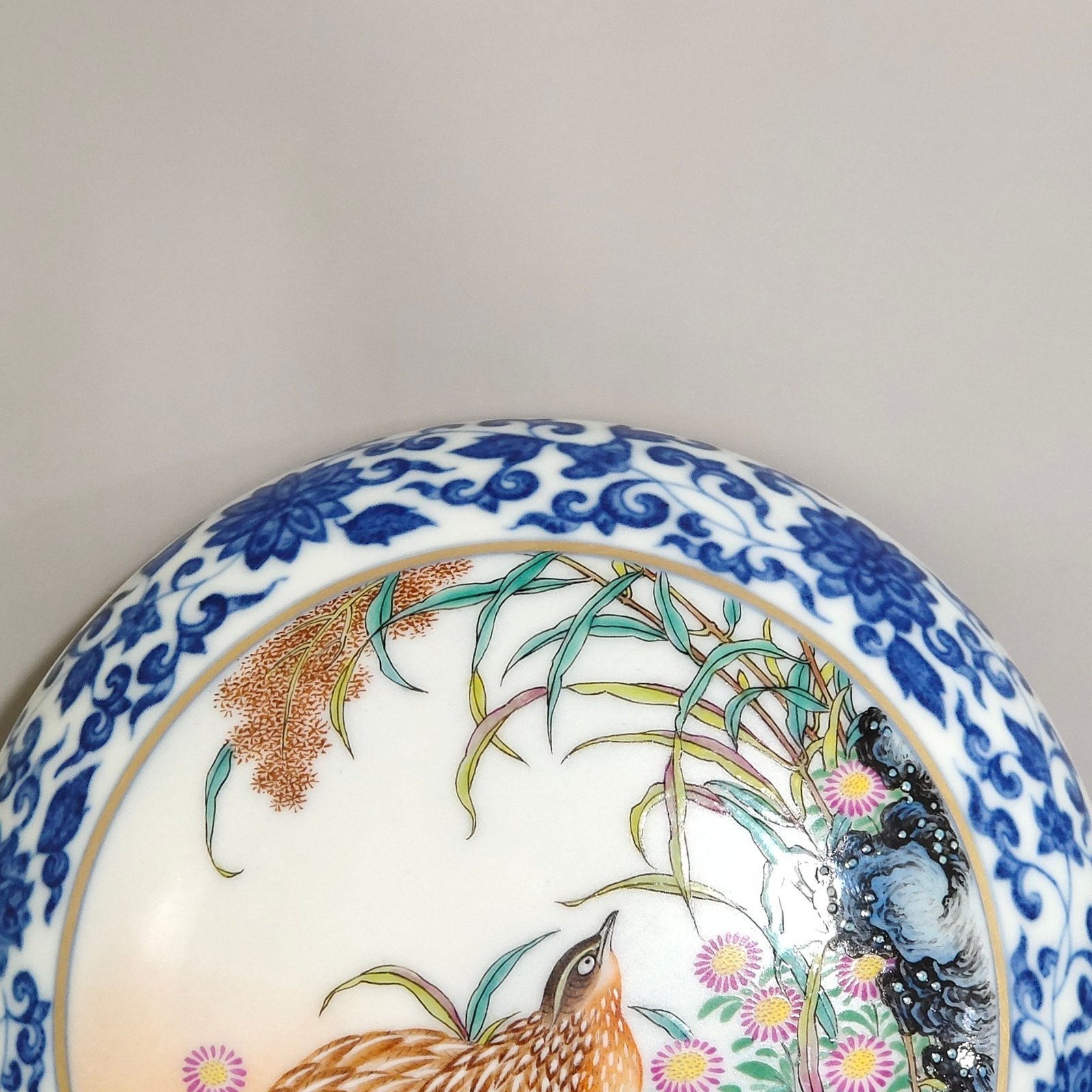 Qing Dynasty Qianlong blue and white and pastel Anju Leye jewelry box