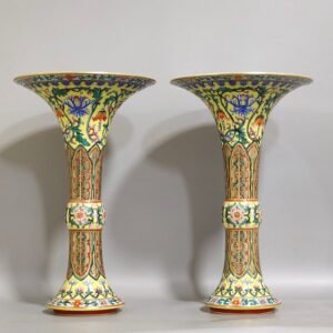 Qing Dynasty Qianlong yellow ground flower mushroom