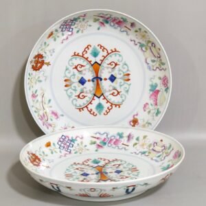 Qing Dynasty Tongzhi cold winter pattern eight treasure plate