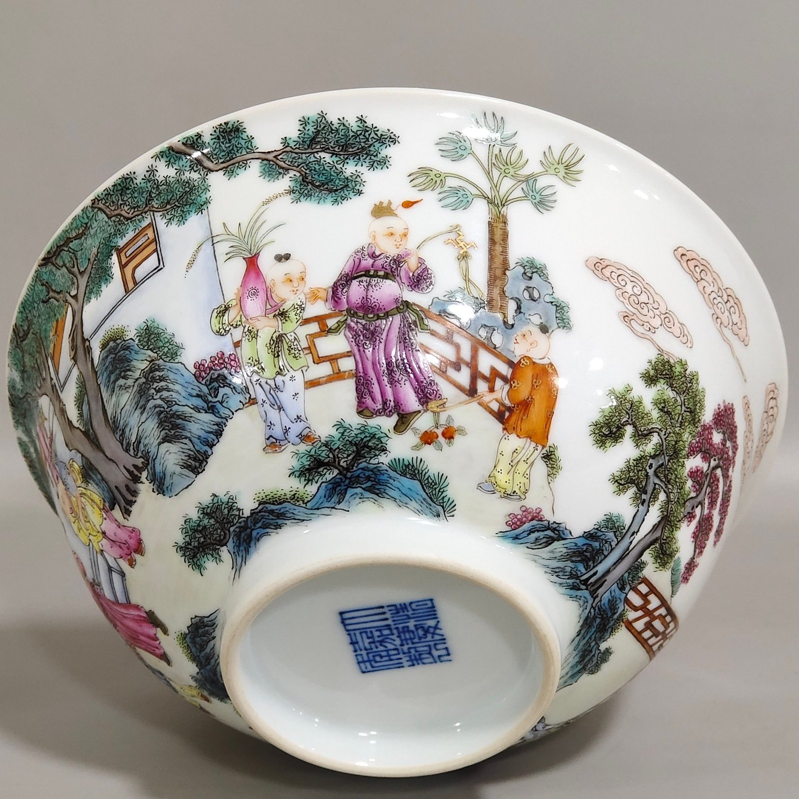 Qing Dynasty Jiaqing baby play bowl