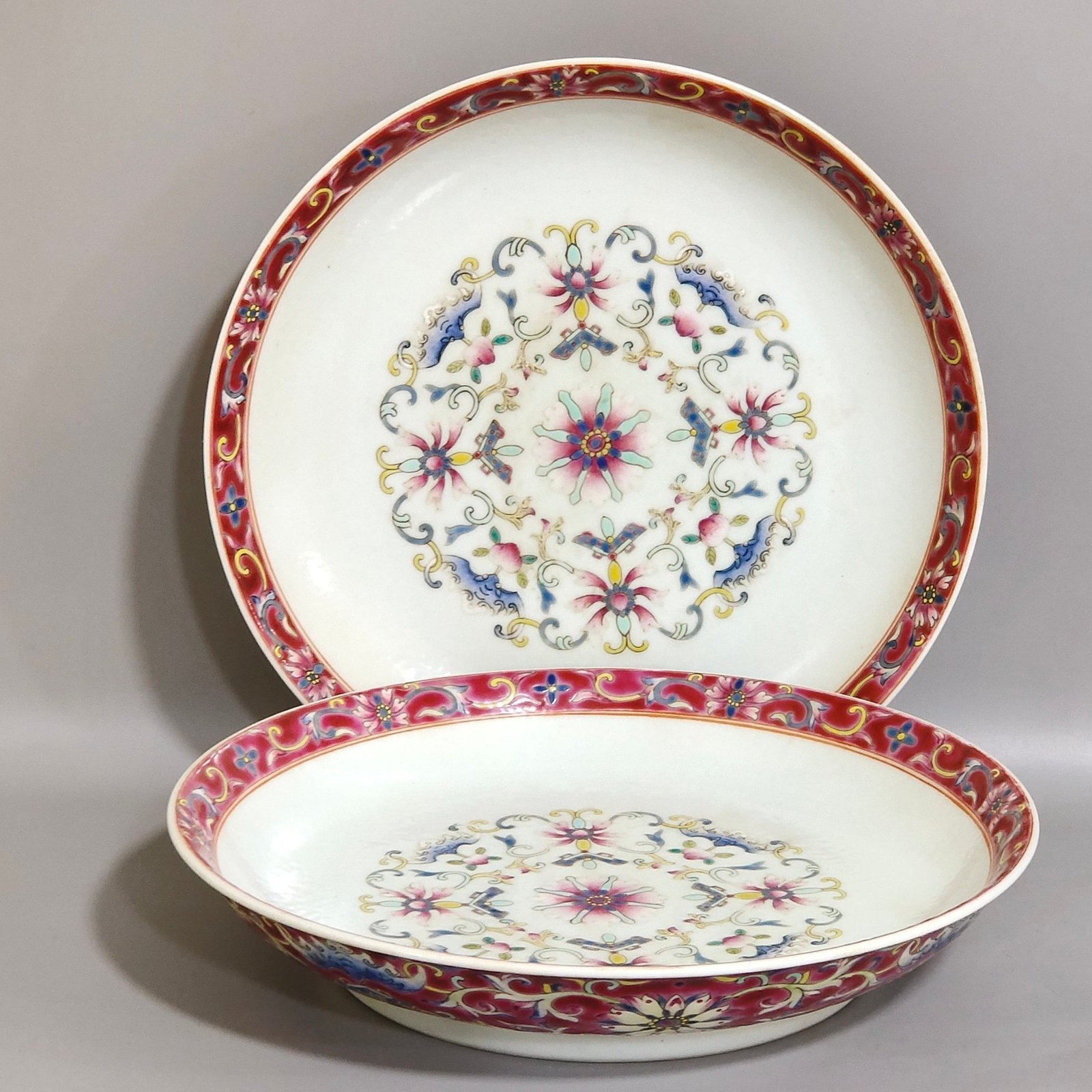 Qing Dynasty Jiaqing rouge red blessing and longevity plate