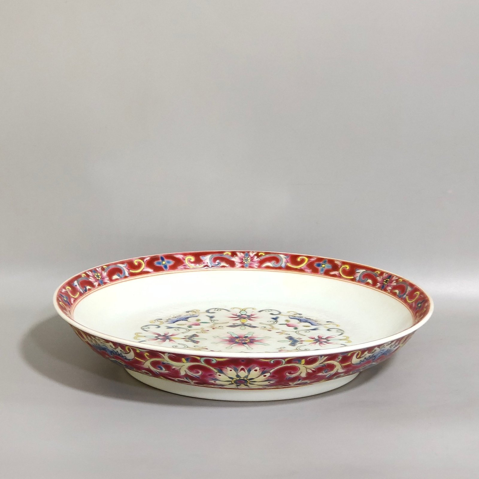 Qing Dynasty Jiaqing rouge red blessing and longevity plate