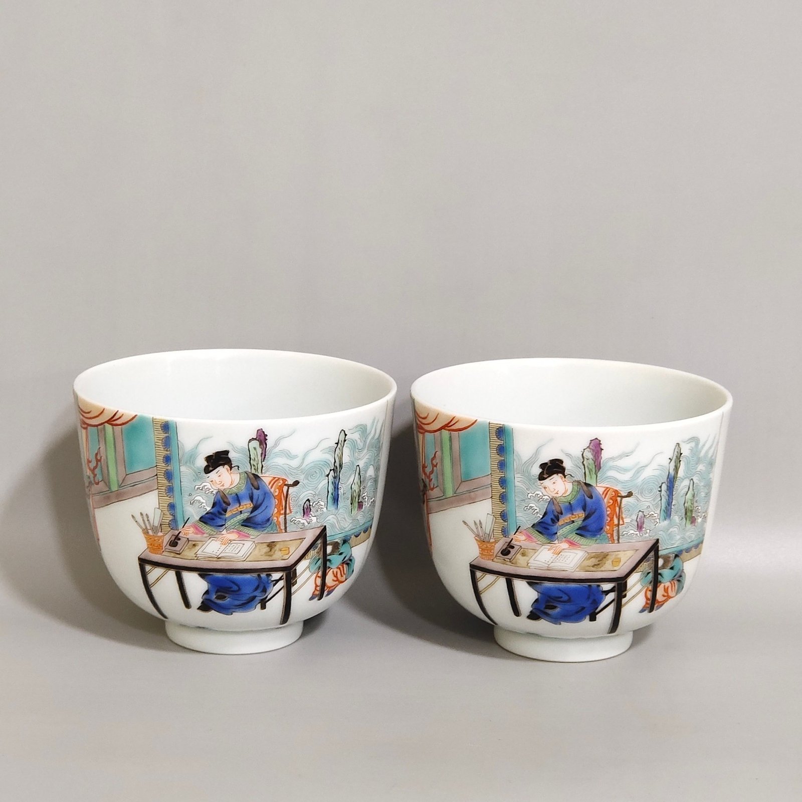Qing Dynasty Kangxi character story cup
