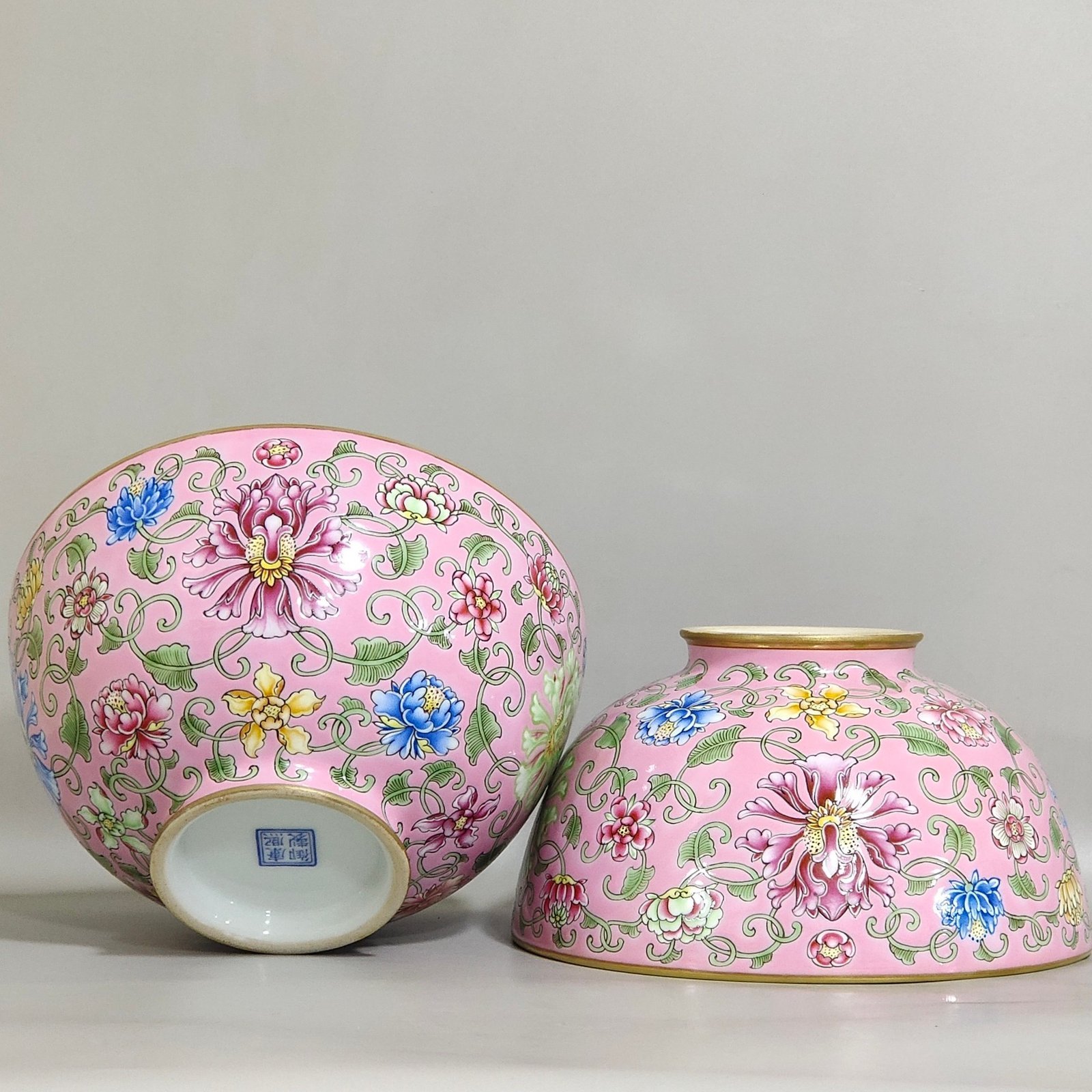 Qing Dynasty Kangxi Imperial Flour Mill Flower Bowl
