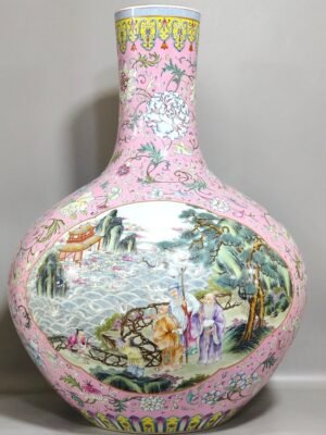 Qing Dynasty Yongzheng celestial sphere vase with pink ground flowers and windows