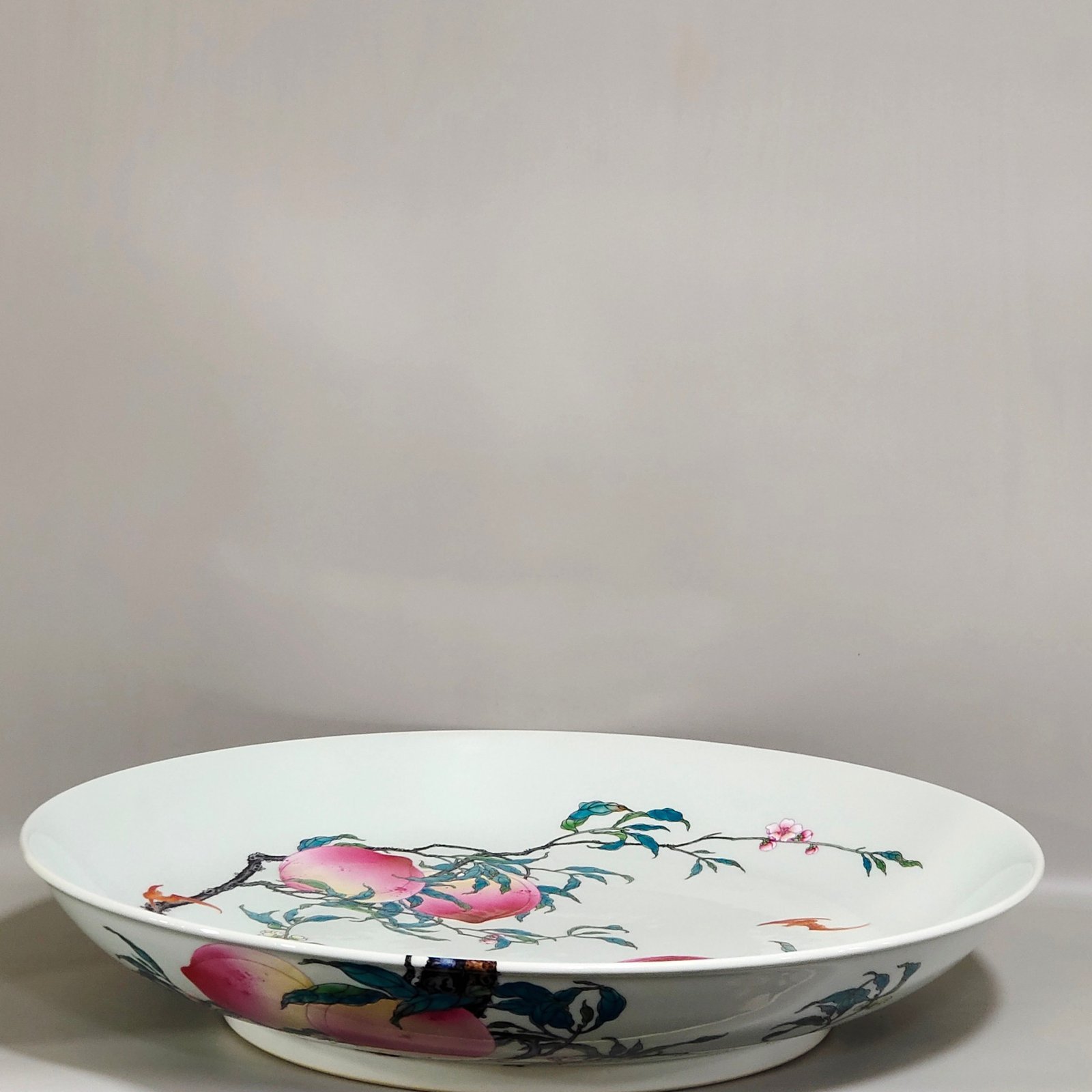 Qing Dynasty Yongzheng Five Blessings and Eight Peach Wall Tray