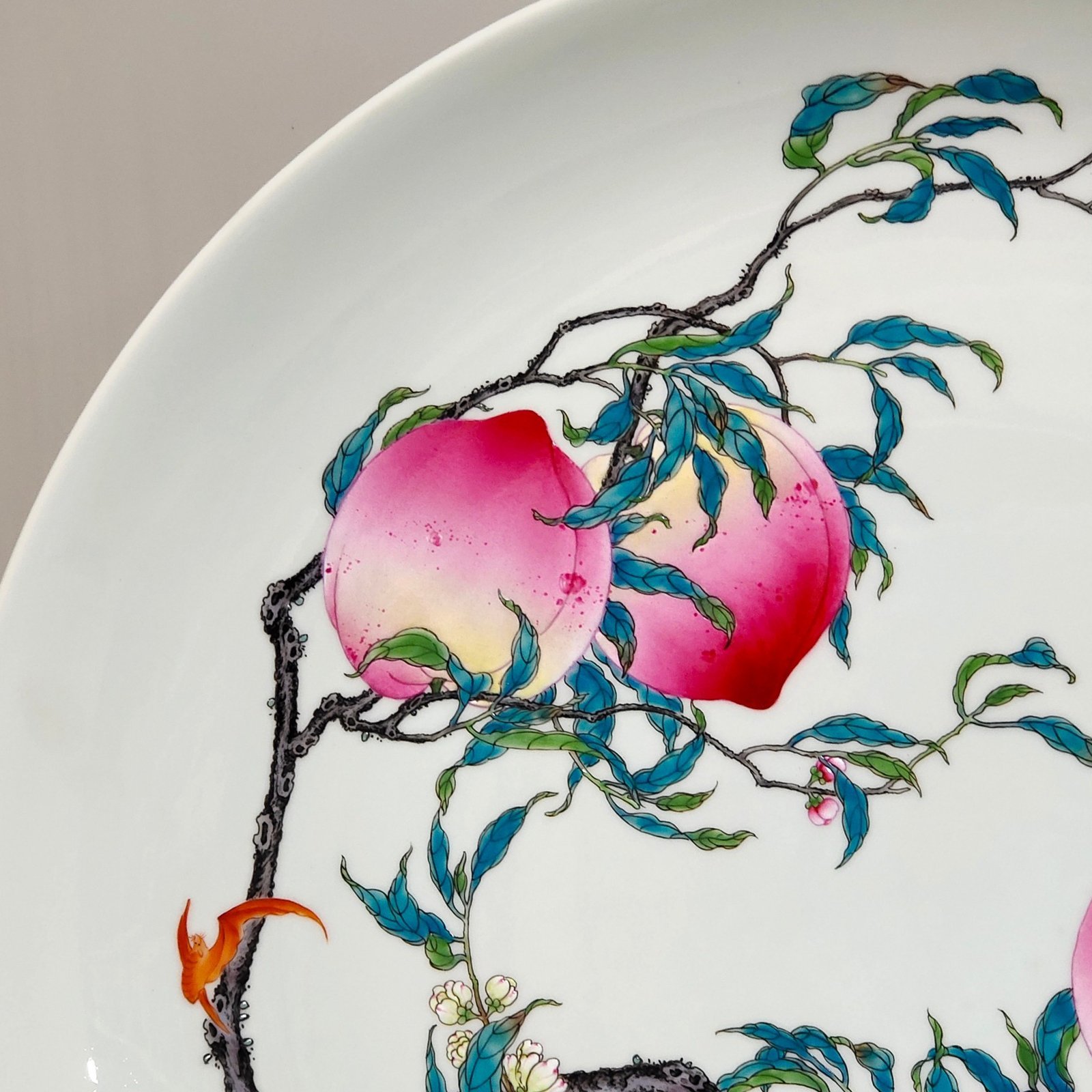 Qing Dynasty Yongzheng Five Blessings and Eight Peach Wall Tray