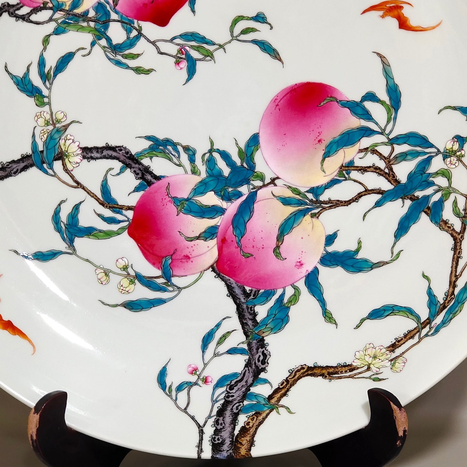 Qing Dynasty Yongzheng Five Blessings and Eight Peach Wall Tray