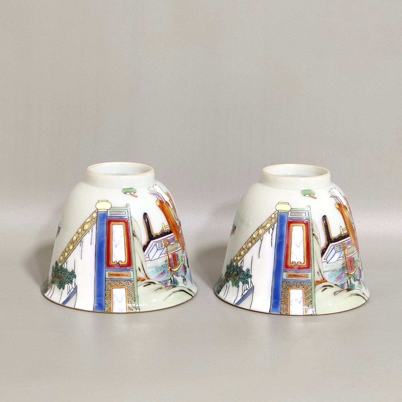 Qing Dynasty Yongzheng character story cup