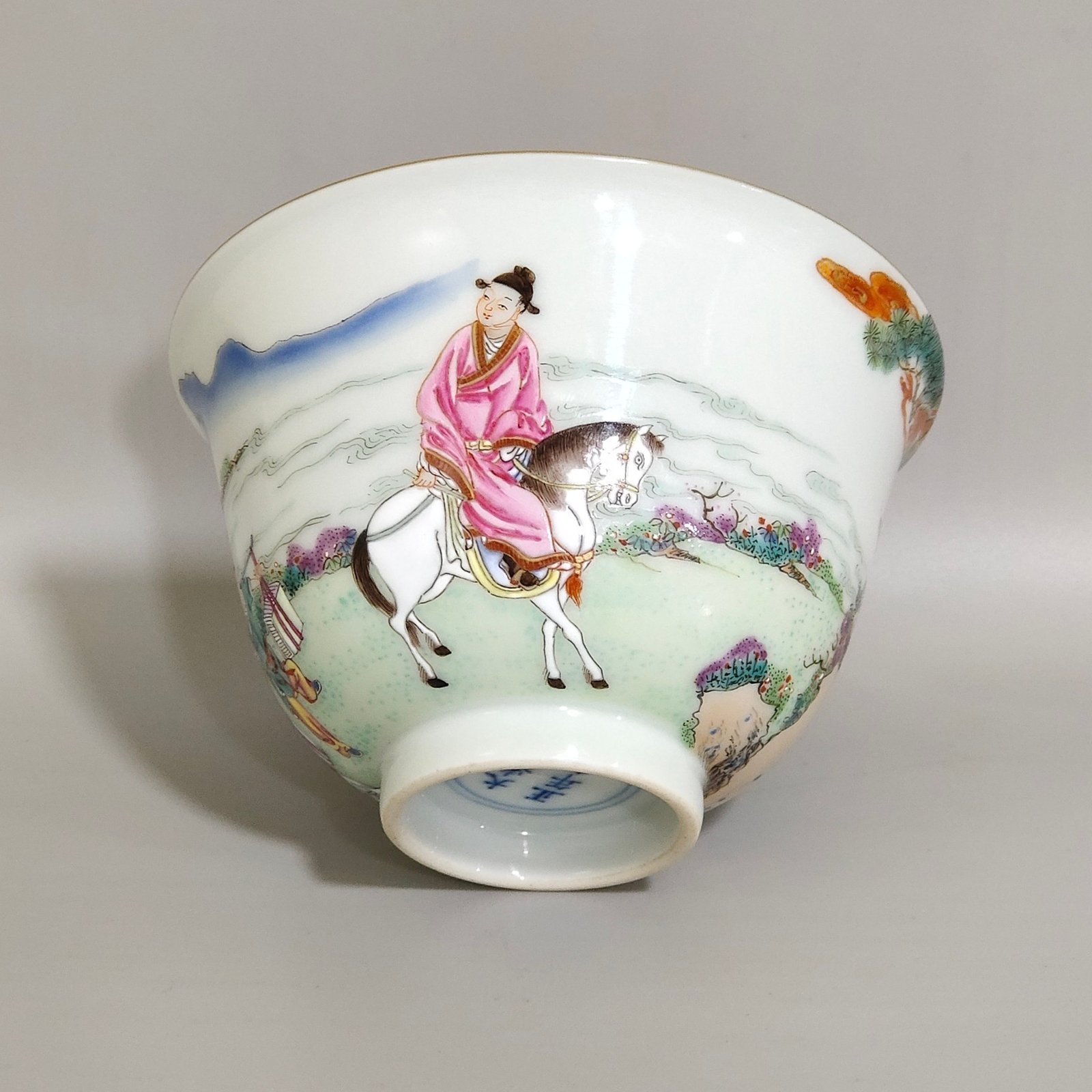 Qing Dynasty Yongzheng character story bowl
