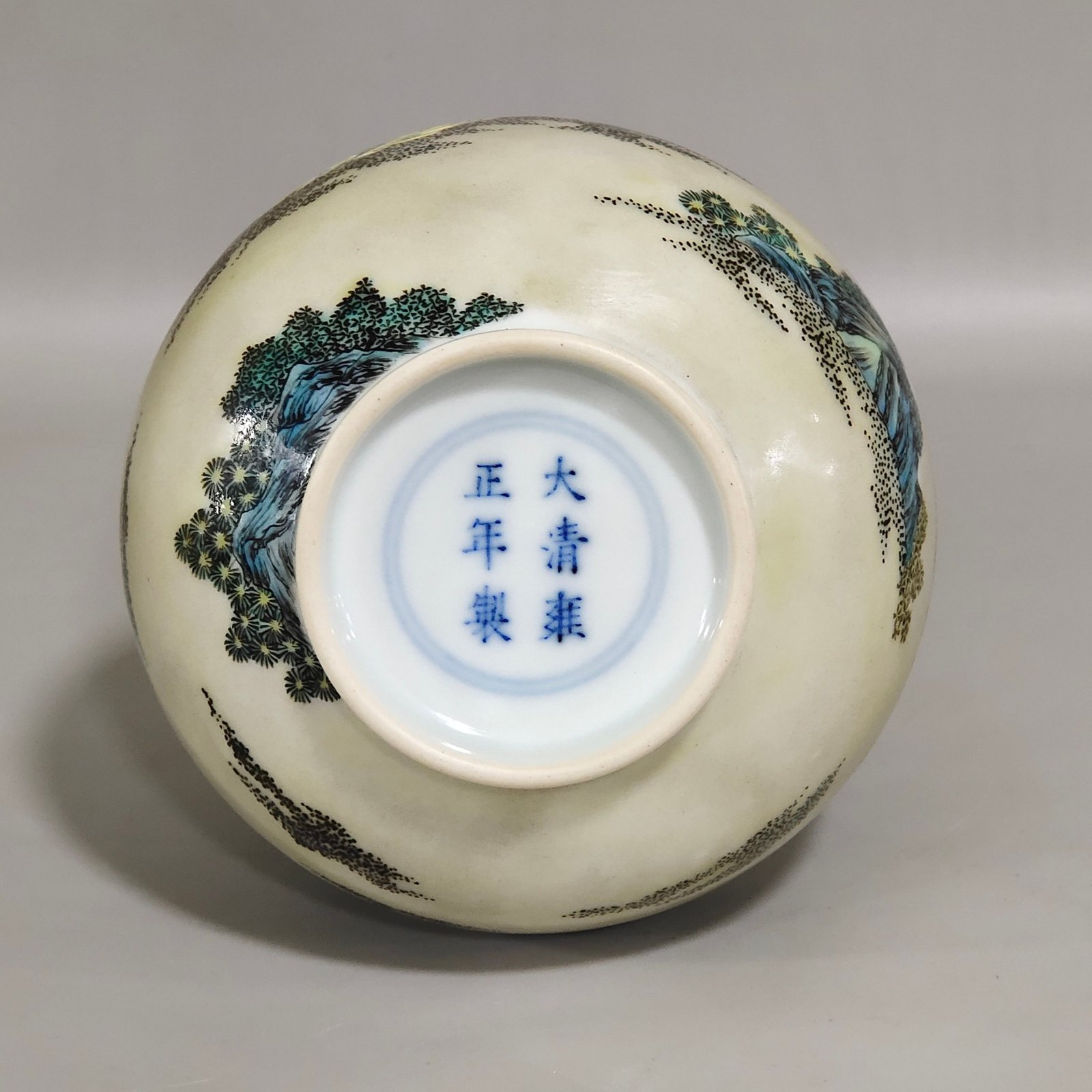 Qing Dynasty Yongzheng Garlic vase with stories