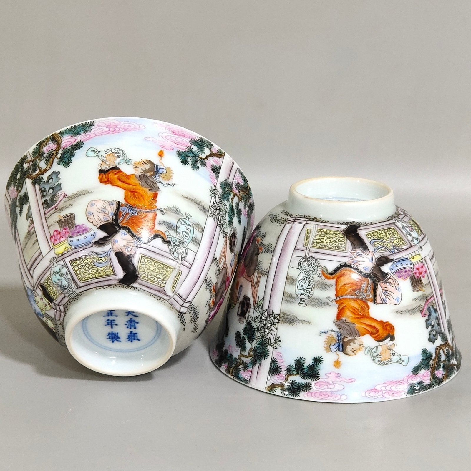 Qing Dynasty Yongzheng character story drinking cup