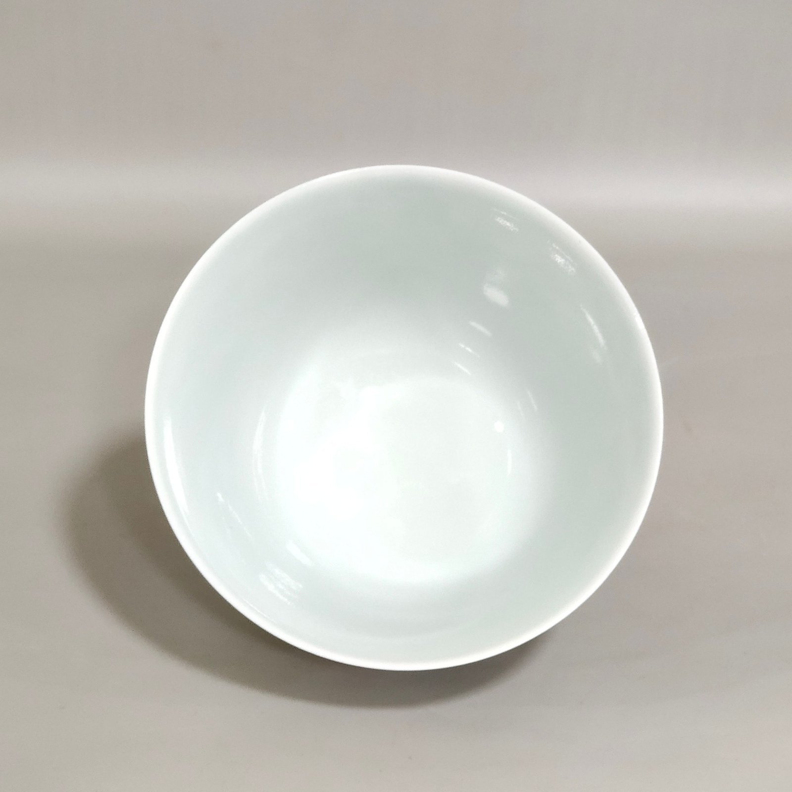 Qing Dynasty Yongzheng character story drinking cup