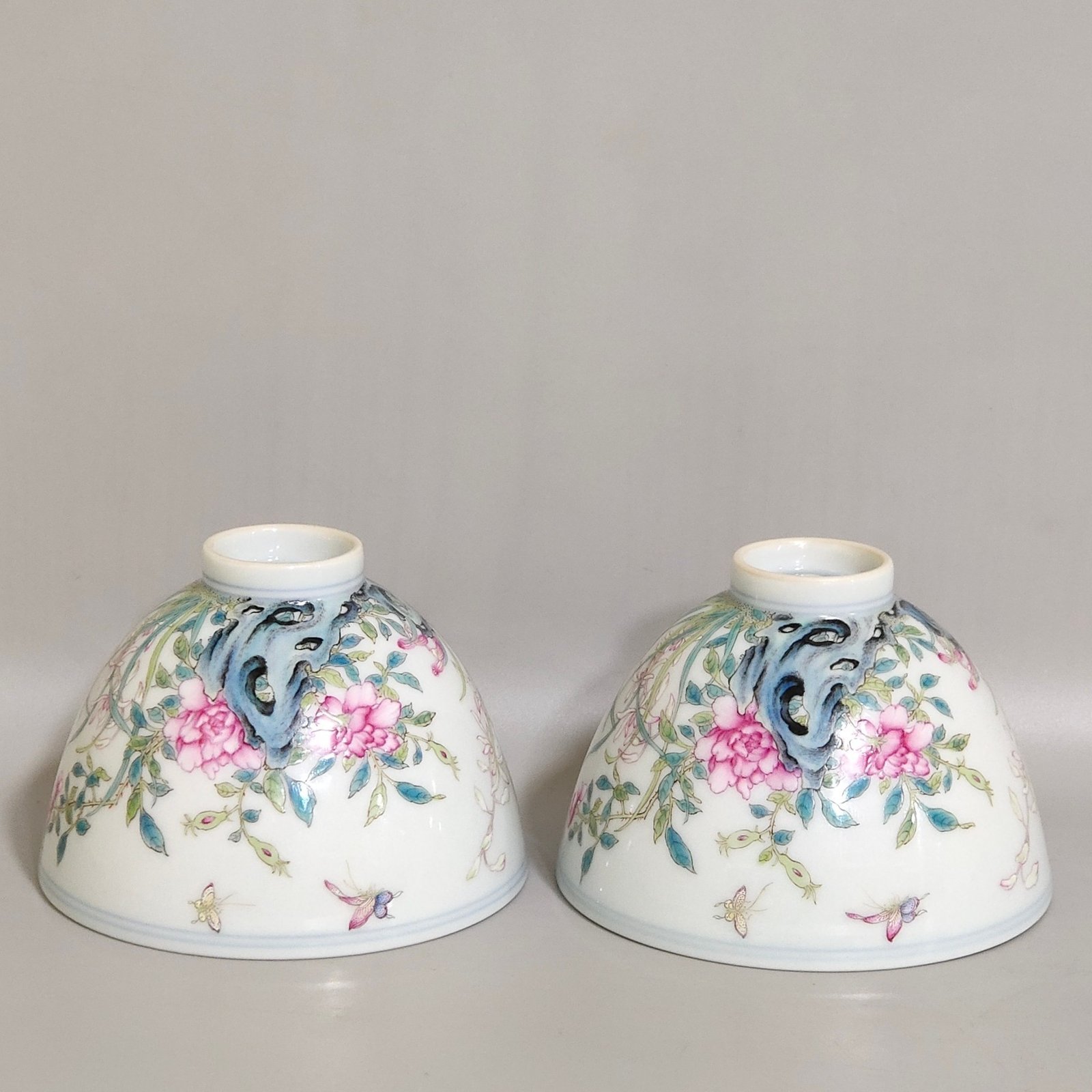 Qing Dynasty Yongzheng orchid-painted chicken heart cup