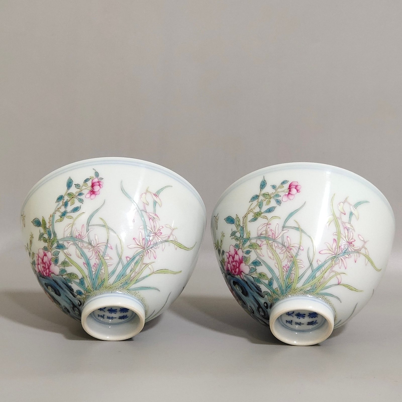 Qing Dynasty Yongzheng orchid-painted chicken heart cup