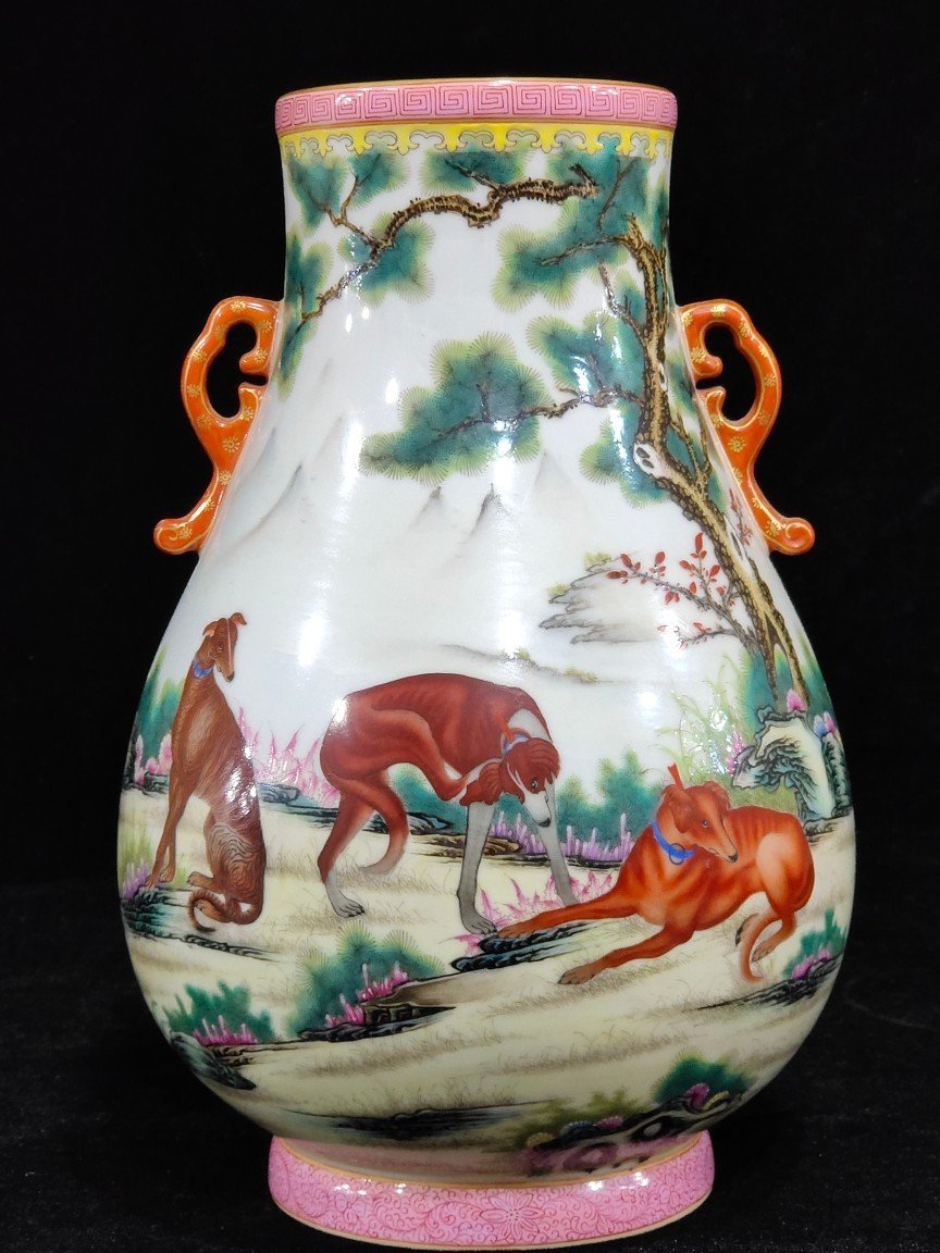 Qing Dynasty Yongzheng A perfect amphora