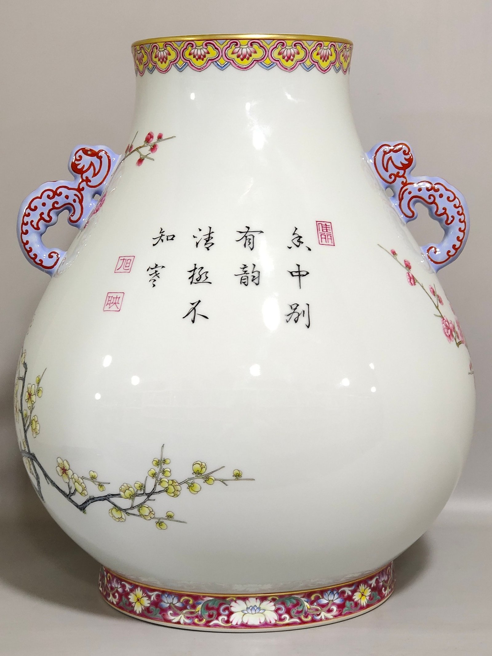 Qing Dynasty Yongzheng a Buddha bucket statue