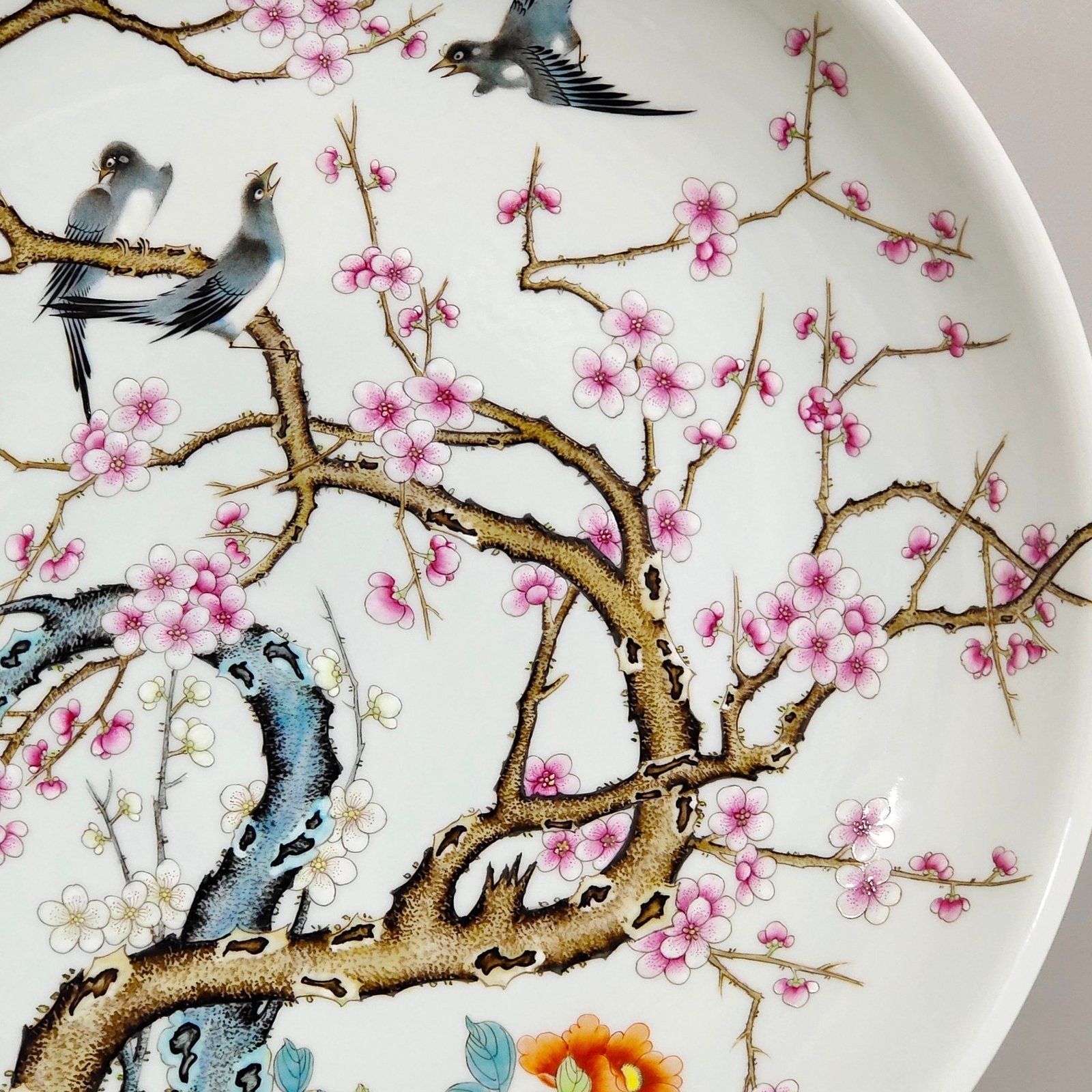 Qing Dynasty Yongzheng Famille Rose porcelain plate