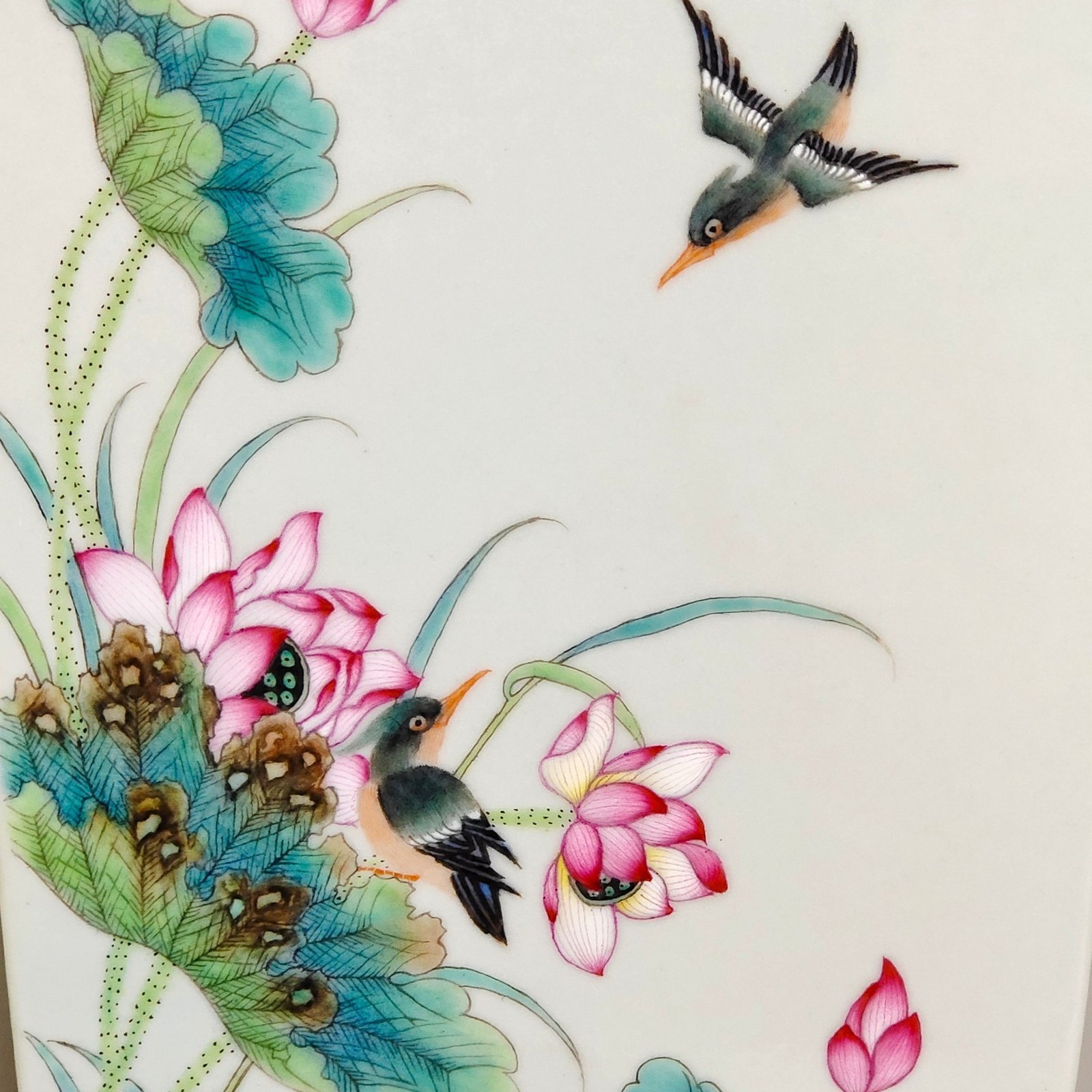 Qing Dynasty Yongzheng Four Seasons Flowers and Birds Square Vase with Green Edge