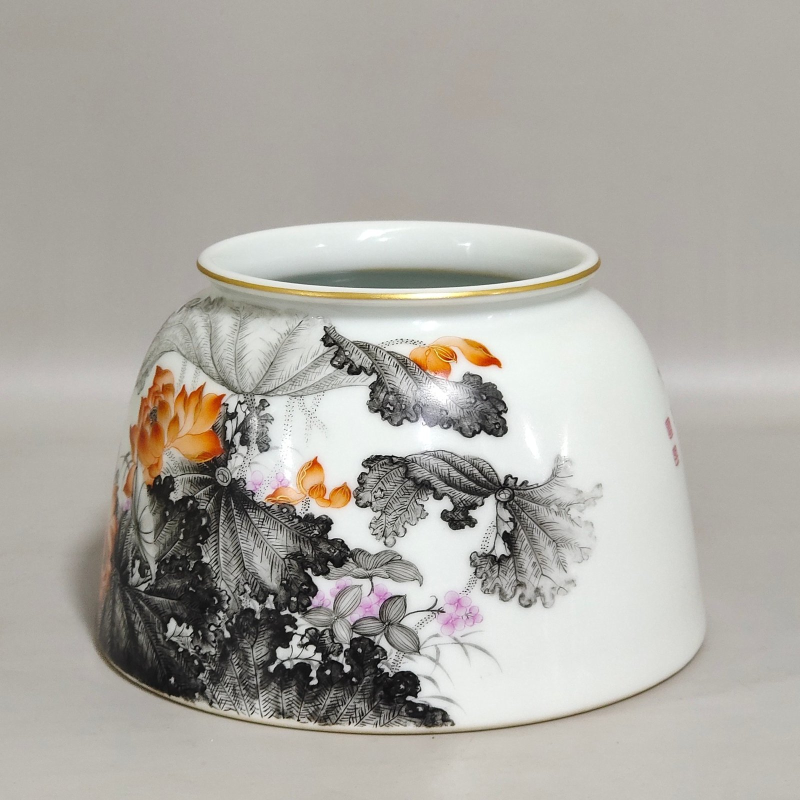 Qing Dynasty Yongzheng ink and color lotus poem water bowl