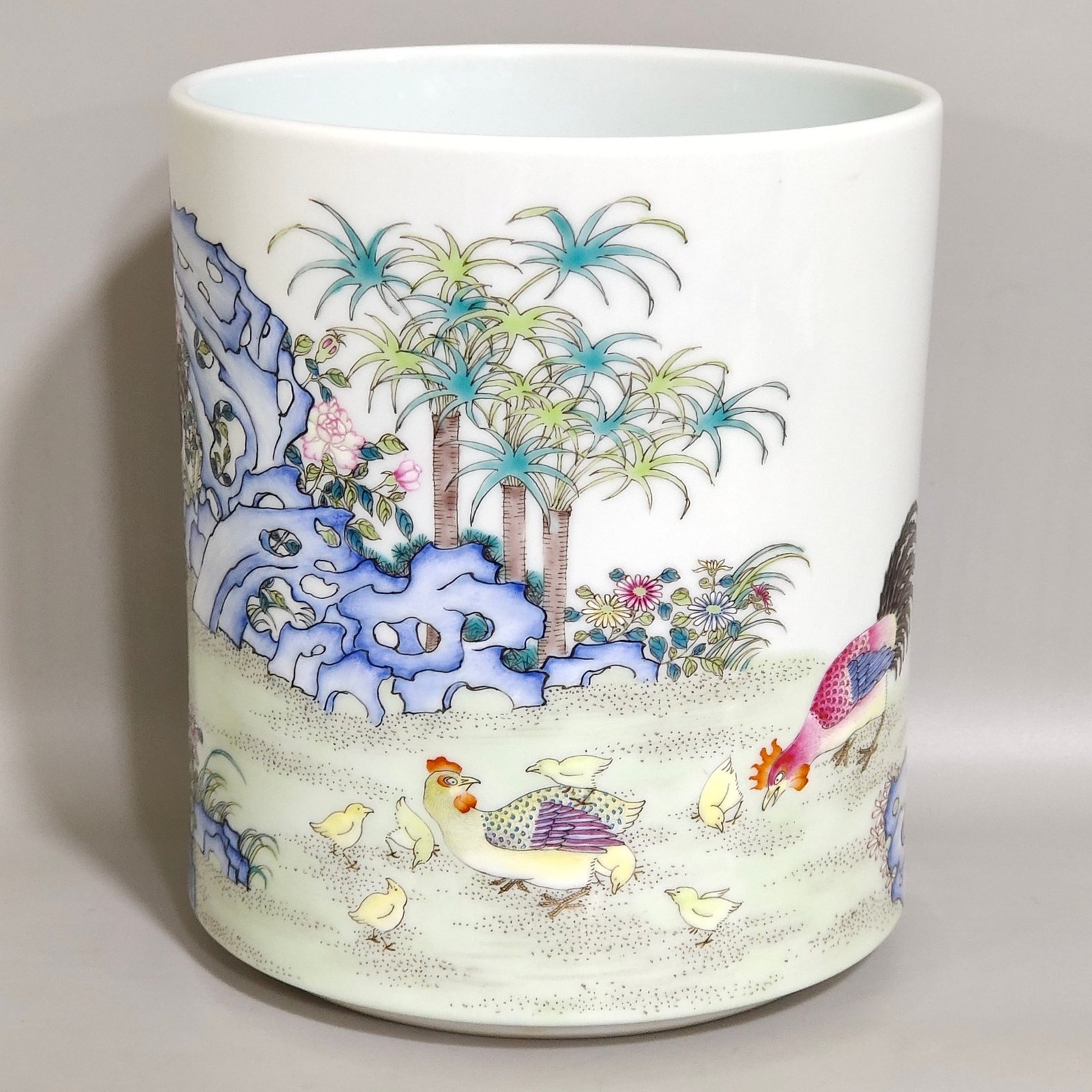 Qing Dynasty Yongzheng family celebration pen holder