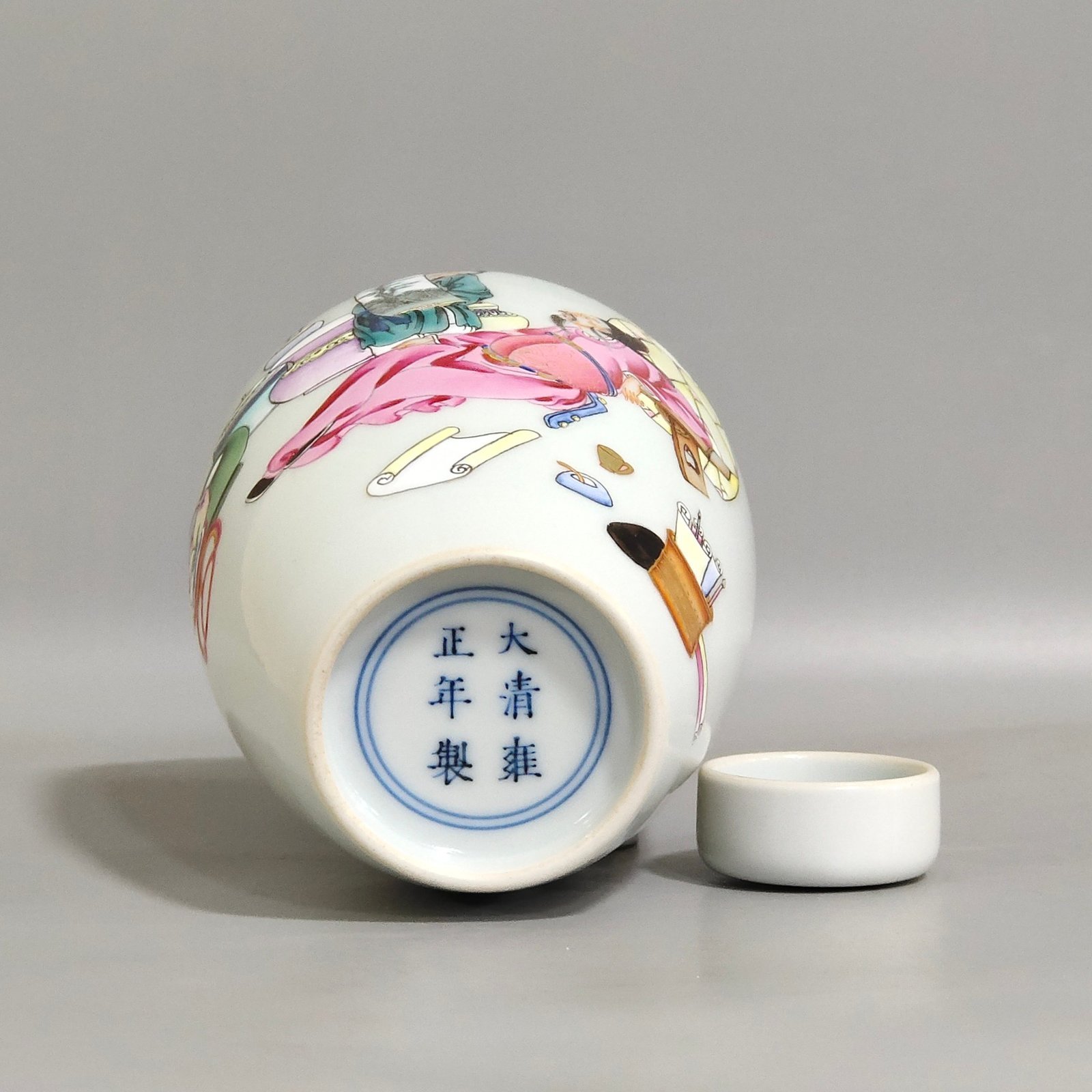 Qing Dynasty Yongzheng Taibai drunken poem inscribed tea can